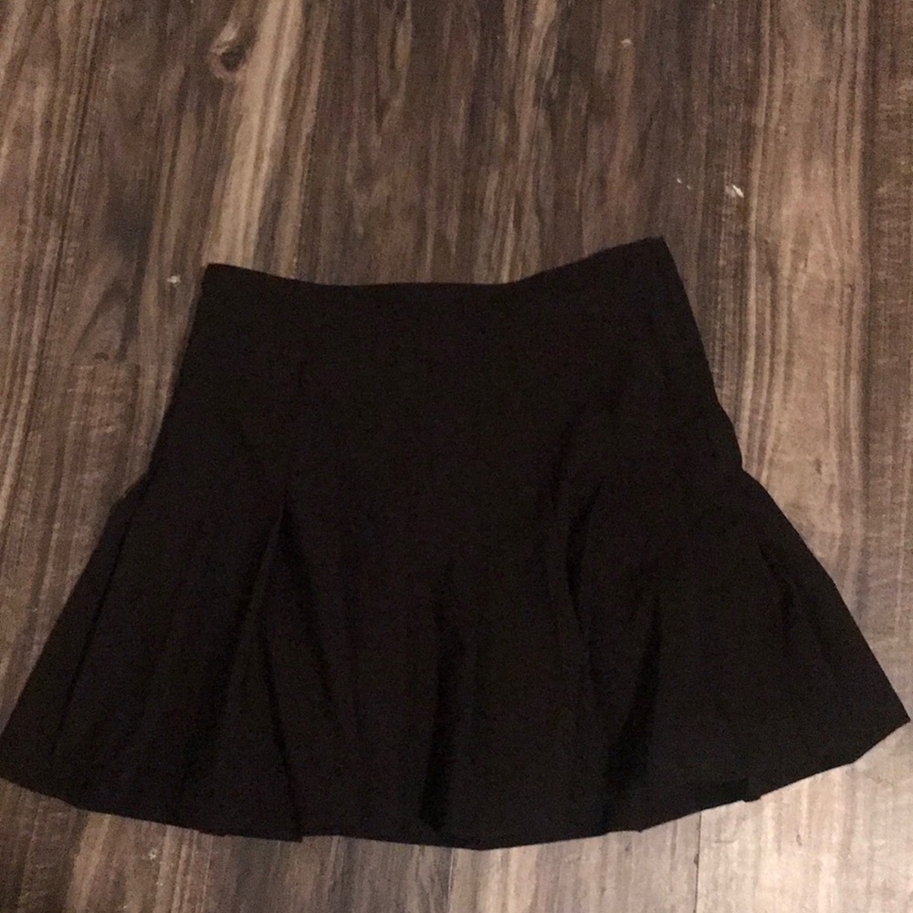 BRANDY MELVILLE tennis skirt